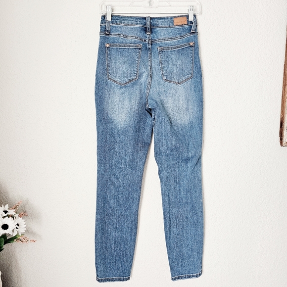 Judy Blue Slim Fit Jeans Size 1(25) No Distressing Straight Skinny Stretch Denim - Picture 12 of 16
